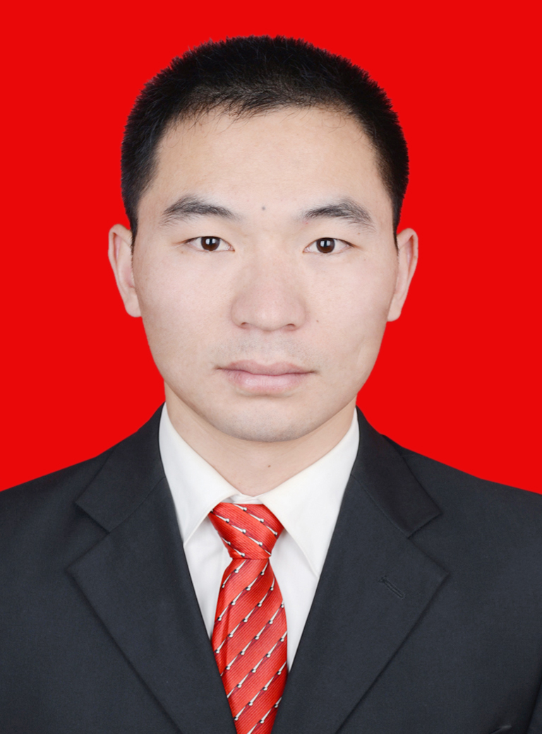 福建省上杭县临江镇团委书记 2 "干一行,就要爱一行;干一行,就要专