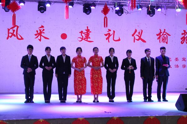 礼仪大赛活动现场